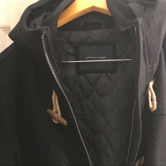 Tommy Hilfiger Men’s Wool Peacoat w toggles - Picture 2 of 3